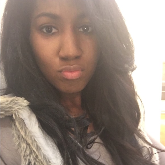 Meet your Posher, Ashley - Picture 1 of 1